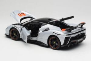 Ferrari SF90 XX Stradale Arctic White Bburago 1:18 18-16020W Diecast — photo 5 of 8