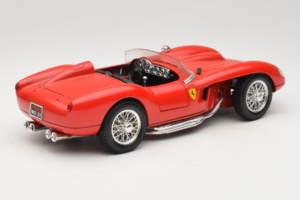 Ferrari 250 Testa Rossa Red Bburago 1:18 3007-P2 Diecast — photo 3 of 8