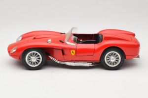 Ferrari 250 Testa Rossa Red Bburago 1:18 3007-P2 Diecast — photo 4 of 8