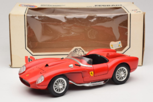 Ferrari 250 Testa Rossa Red Bburago 1:18 3007-P2 Diecast — photo 8 of 8