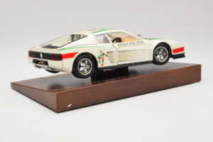 Ferrari Testarossa Italia 90 White Bburago 1:18 3059-W1 Diecast — photo 4 of 8