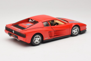 Ferrari Testarossa PPG Auto Refinish Red Bburago 1:18 3039-P3 Diecast — photo 3 of 8