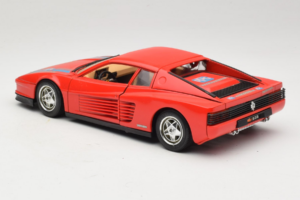 Ferrari Testarossa PPG Auto Refinish Red Bburago 1:18 3039-P3 Diecast — photo 7 of 8