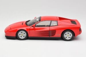 Ferrari Testarossa Red Kyosho 1:18 08422R Diecast — photo 4 of 8