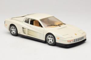 Ferrari Testarossa White Bburago 1:18 3019-W1 Diecast — photo 6 of 8