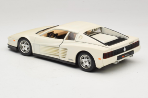 Ferrari Testarossa White Bburago 1:18 3019-W1 Diecast — photo 7 of 8