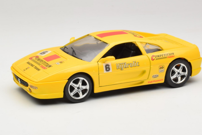 Ferrari F355 Berlinetta Racing Yellow Solido 1:18 9009-Y1 Diecast