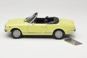 Fiat 124 Spider BS1 Yellow Sun Star 1:18 4921 Diecast — photo 4 of 8