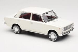 Fiat 124 White IXO 1:18 18CMC205OP Diecast — photo 6 of 8