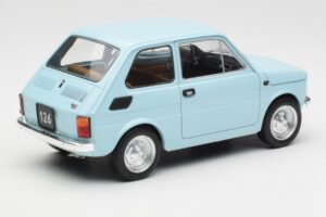 Fiat 126 Light Blue MCG 1:18 MCG18415 Diecast — photo 2 of 6