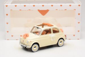 Fiat 500 L Ivory Wedding Gift Norev 1:18 187780 Diecast — photo 6 of 6
