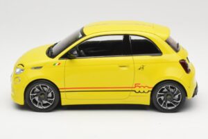 Abarth 500e Yellow IXO 1:18 MCG18498 Diecast — photo 3 of 6