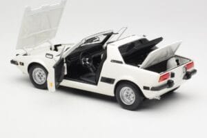 Fiat X1/9 White Minichamps 1:18 100121685 Diecast — photo 5 of 8
