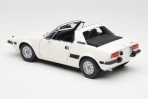 Fiat X1/9 White Minichamps 1:18 100121685 Diecast — photo 7 of 8