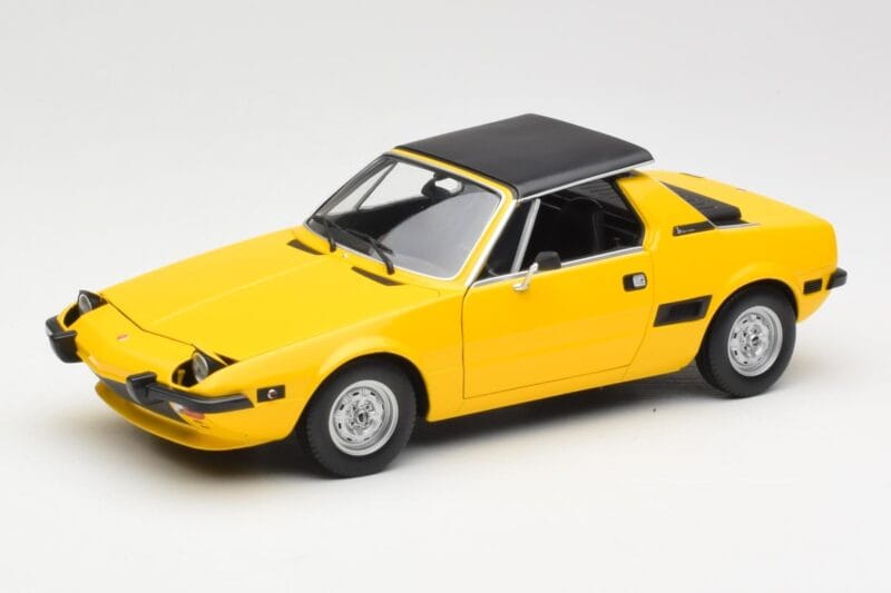 Fiat X1/9 Yellow Minichamps 1:18 100121664 Diecast