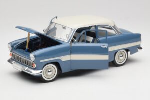 Ford Taunus 12M P2 Blue Stripes Revell 1:18 08880-M1 Diecast — photo 2 of 8