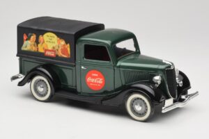 Ford Bache Coca-Cola Solido 1:18 9513 Diecast — photo 6 of 8