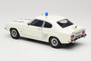 Ford Capri Autobahnpolizei Dusseldorf Minichamps 1:18 150089090 Diecast — photo 7 of 8