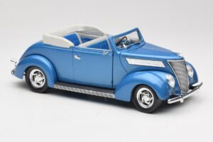 Ford Convertible Blue Road Signature 1:18 92238 Diecast — photo 6 of 8