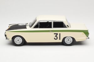Ford Cortina Lotus #31 J. Ickx / G. Staepelaere Marathon de la Route 1966 MCG 1:18 MCG18436R Diecast — photo 3 of 6