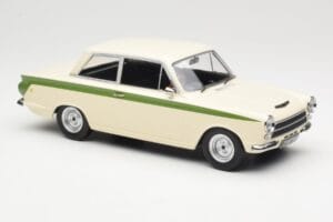 Ford Cortina Lotus White & Green Stripe MCG 1:18 MCG18434 Diecast — photo 4 of 6