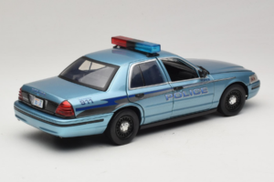 Ford Crown Victoria Police Cruiser Twilight Blue Greenlight 1:18 1643 Diecast — photo 3 of 8