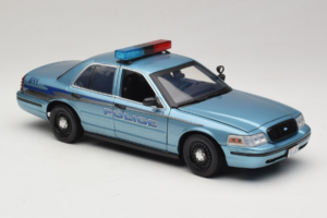 Ford Crown Victoria Police Cruiser Twilight Blue Greenlight 1:18 1643 Diecast — photo 6 of 8