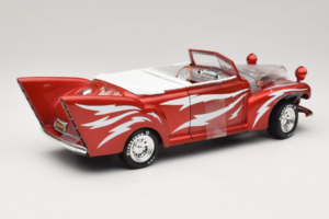 Ford De Luxe Convertible Greased Lightning Red Joyride 1:18 33544 Diecast — photo 2 of 5