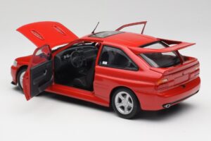 Ford Escort RS Cosworth Radiant Red Minichamps 1:18 150089021 Diecast — photo 5 of 8