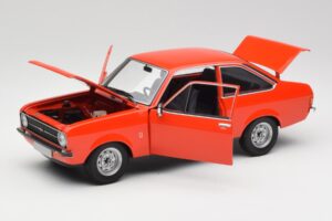 Ford Escort Mk2 Signal Orange Minichamps 1:18 150084100 Diecast — photo 2 of 8