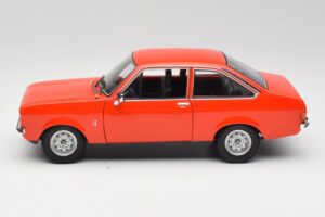 Ford Escort Mk2 Signal Orange Minichamps 1:18 150084100 Diecast — photo 4 of 8