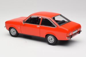 Ford Escort Mk2 Signal Orange Minichamps 1:18 150084100 Diecast — photo 7 of 8