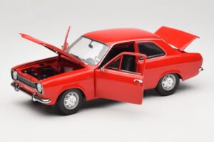 Ford Escort Mk1 Street Red Minichamps 1:18 100081001 Diecast — photo 2 of 8