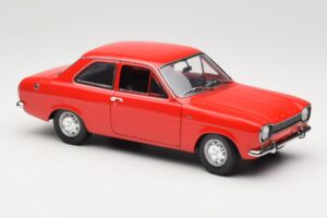 Ford Escort Mk1 Street Red Minichamps 1:18 100081001 Diecast — photo 6 of 8
