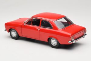 Ford Escort Mk1 Street Red Minichamps 1:18 100081001 Diecast — photo 7 of 8