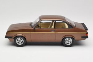 Ford Escort Mk2 RS 2000 Brown Metallic MCG 1:18 MCG18530 Diecast — photo 3 of 6