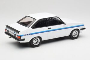 Ford Escort Mk2 RS 2000 White MCG 1:18 MCG18439 Diecast — photo 2 of 6