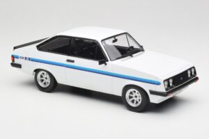 Ford Escort Mk2 RS 2000 White MCG 1:18 MCG18439 Diecast — photo 4 of 6