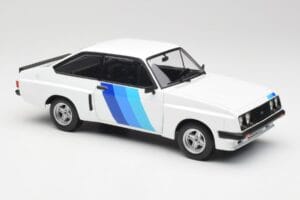 Ford Escort Mk2 RS 2000 X-Pack Diamond White & Blue Decor MCG 1:18 MCG18351 Diecast — photo 4 of 6