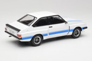 Ford Escort Mk2 RS 2000 X-Pack Diamond White & Blue Stripe MCG 1:18 MCG18350 Diecast — photo 2 of 6