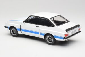 Ford Escort Mk2 RS 2000 X-Pack Diamond White & Blue Stripe MCG 1:18 MCG18350 Diecast — photo 5 of 6