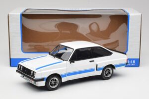 Ford Escort Mk2 RS 2000 X-Pack Diamond White & Blue Stripe MCG 1:18 MCG18350 Diecast — photo 6 of 6