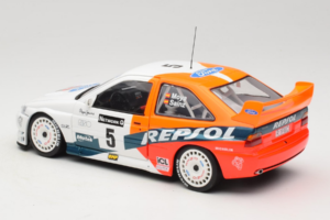 Ford Escort RS Cosworth Repsol #5 C. Sainz / L. Moya RAC Rally 1997 UT Models 1:18 39750 Diecast — photo 7 of 8