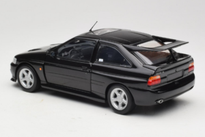 Ford Escort RS Cosworth Black Metallic Minichamps 1:18 150089020 Diecast — photo 7 of 8