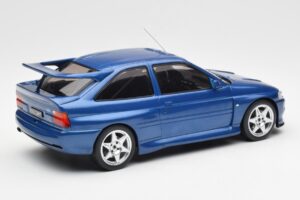 Ford Escort RS Cosworth Blue IXO 1:18 18CMC180 Diecast — photo 2 of 6