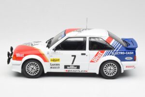 Ford Escort RS Turbo #7 Lotto Haspengouw Rally 1985 MCG 1:18 MCG18421 Diecast — photo 3 of 6