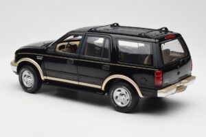 Ford Expedition Eddie Bauer Black UT Models 1:18 22710 Diecast — photo 6 of 7