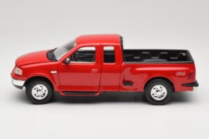 Ford F-150 Flareside SuperCab Red Mira 1:18 6217 Diecast — photo 4 of 8