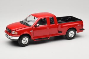 Ford F-150 Flareside SuperCab Red Mira 1:18 6217 Diecast