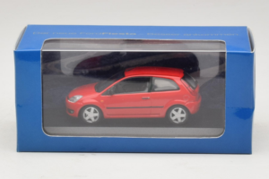 Ford Fiesta Mk5 2-Door Red Minichamps 1:43 FIESTA004 Diecast — photo 4 of 4